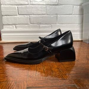 Vagabond Black Vivian Pumps SIZE 7.5 (EU 38)